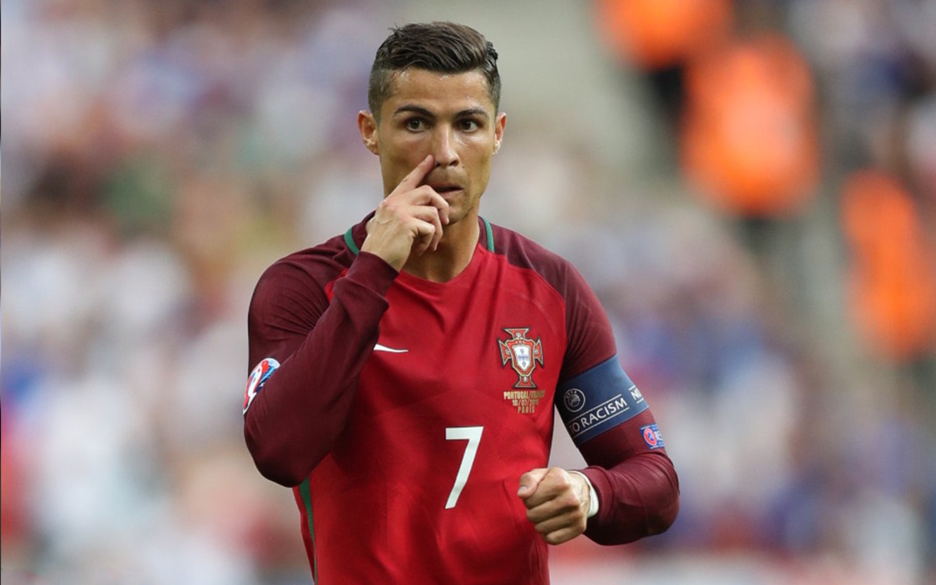 跨行业合作推动足球运动员健康管理体系不断完善，足球运动员跨界